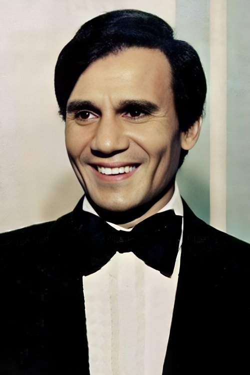 Abdel Halim Hafez as Khaled