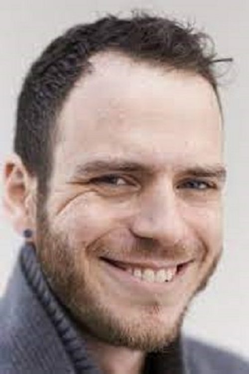 Jamie Wolpert as Owen