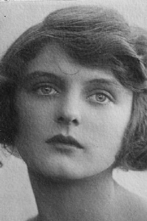 Zoe Palmer as Joan Wellingford