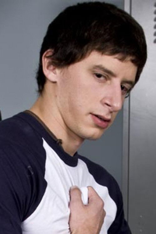 Ethan Parker as Lief "Hot Dog" Andrews