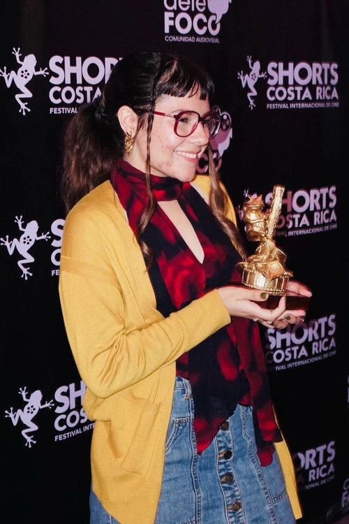 Raquel Azurdia Thommel as 