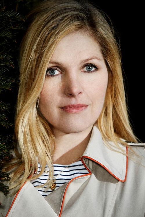 Sarah Cracknell as Herself