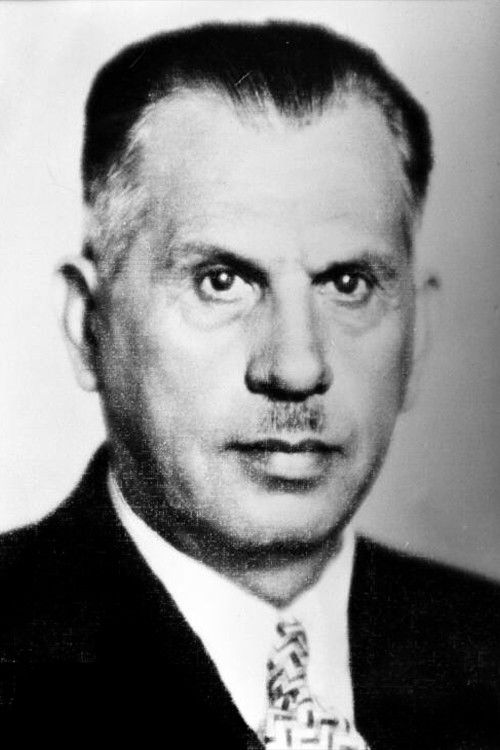 Kazım Özalp as Self