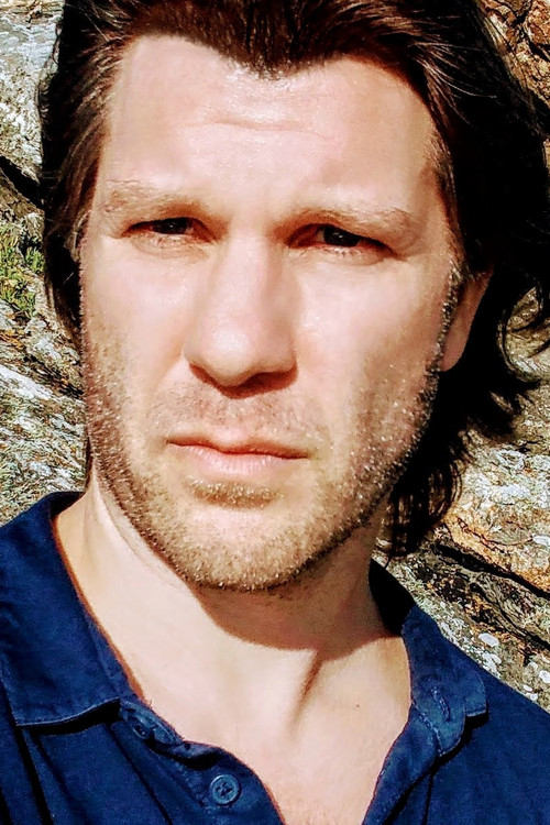 Peter Cadwell as Axel