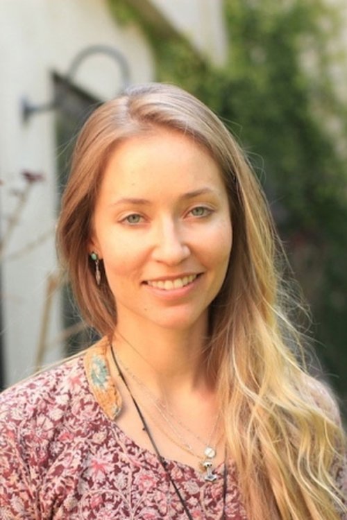 Baelyn Neff as Winter Jaffe