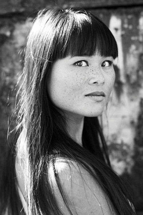 Nhung Dam as Wende Tran