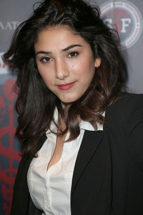 Sarah Bismuth as Sarah