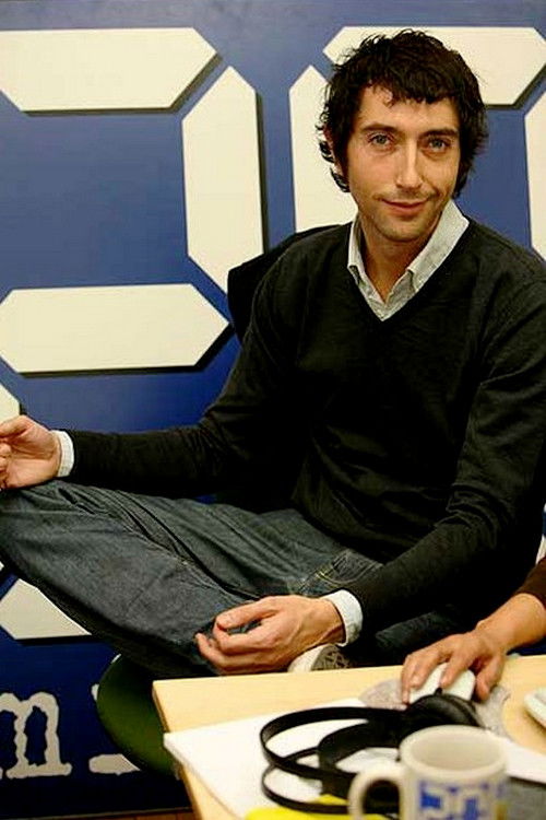 Toni Garrido as Manuel Fernández Sanjuán (voice)