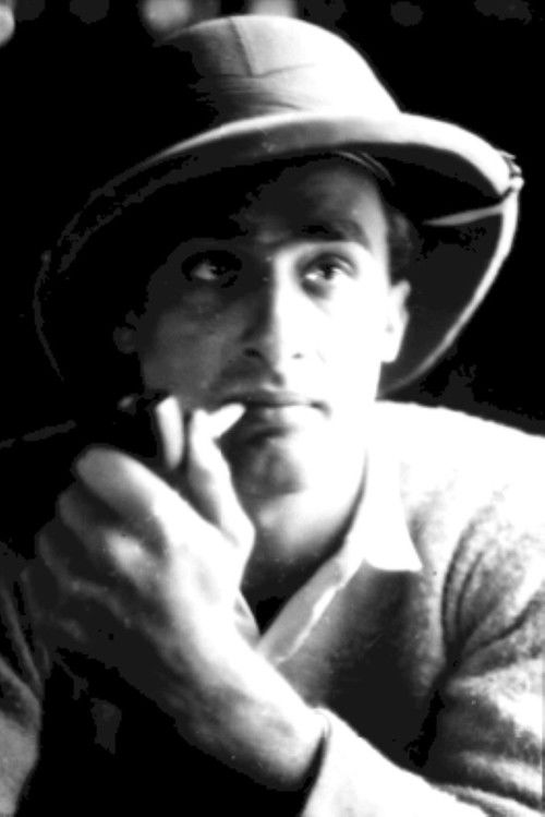 Raul Schnoor as First man