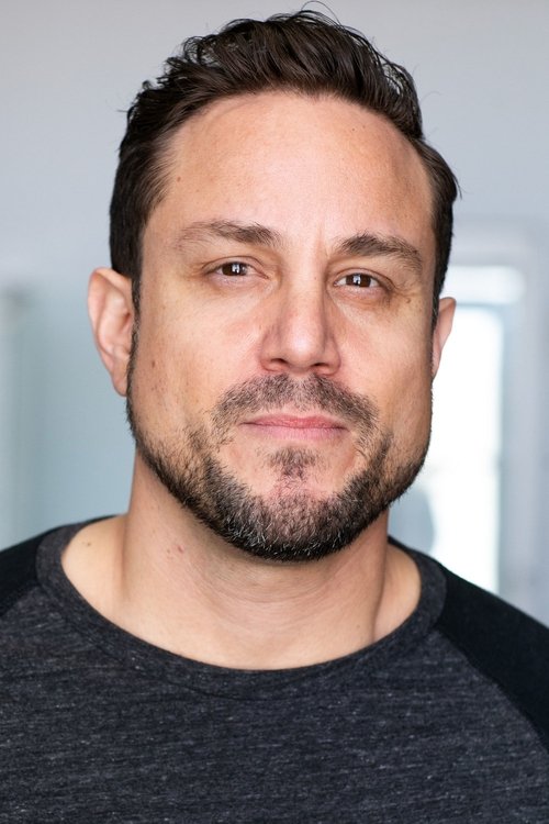 Ian Giatti as Ben Ripley