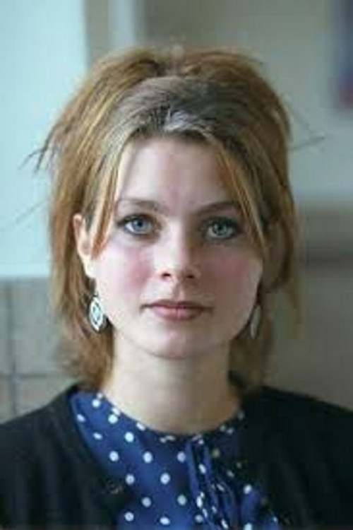 Medi Broekman as Elly