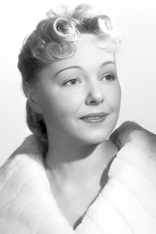 Paulette Dubost as Dame Marthe