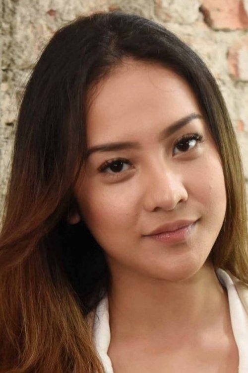 Anya Geraldine as Naya Wardhani