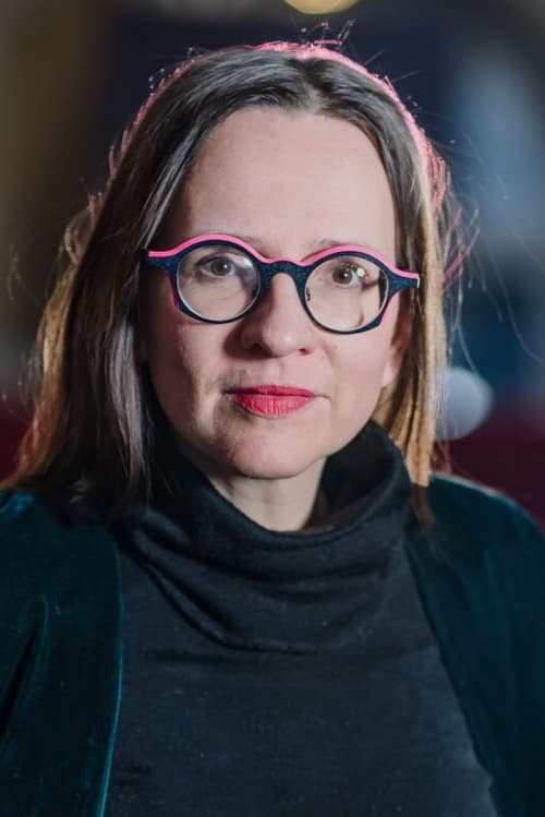 Eva Kübar as First Assistant