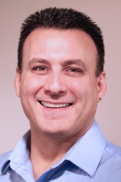 Noel Ramos as Officer Christopher Powell