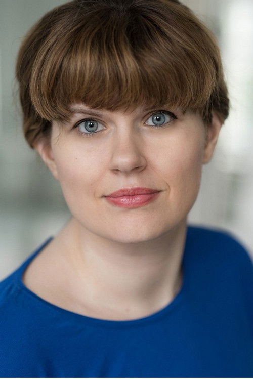 Sophie Methuen-Turner as Caroline Carter