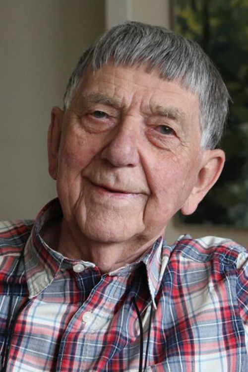 Runo Sundberg as Nils "Skrotnisse" Järnberg (voice)