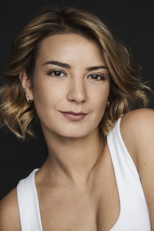 Borislava Stratieva as Lora