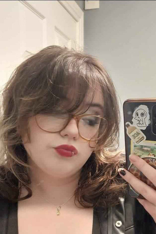 Zoe Bell profile photo