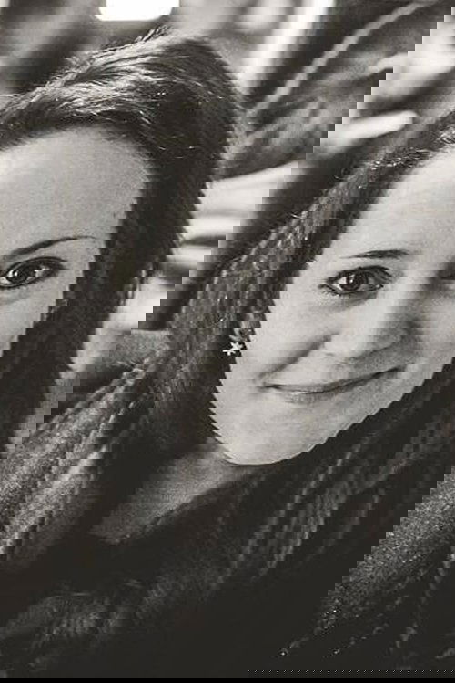 Felicity Boylett as Helen List