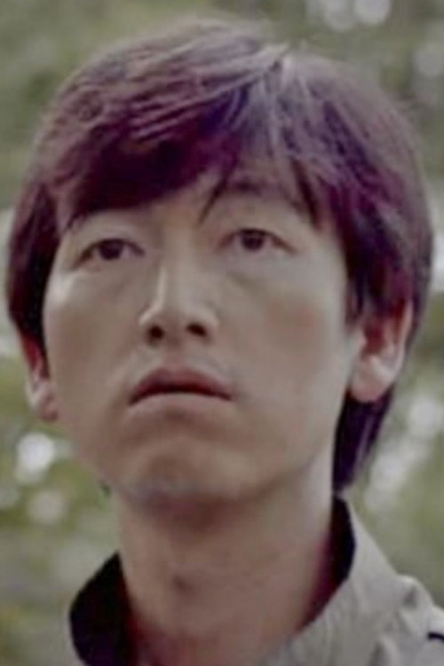 Kim Song-il as Chinese camouflage agent