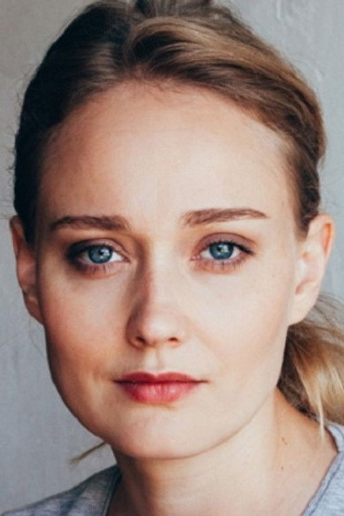 Ekaterina Shibaeva as Anna