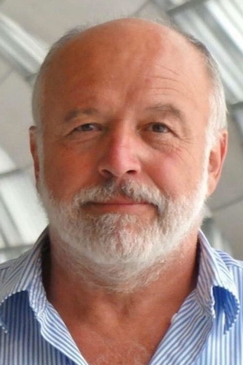 Manelick De La Parra as Self / Alondra's Father