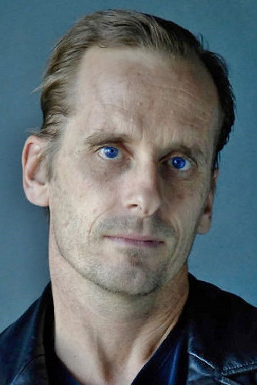 Brian D. Wright as Le Medicin