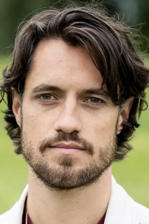 Jasper Demollin as Ricardo