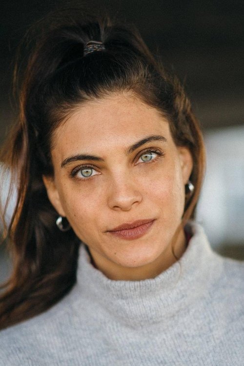 Meyran Menkes as Alik