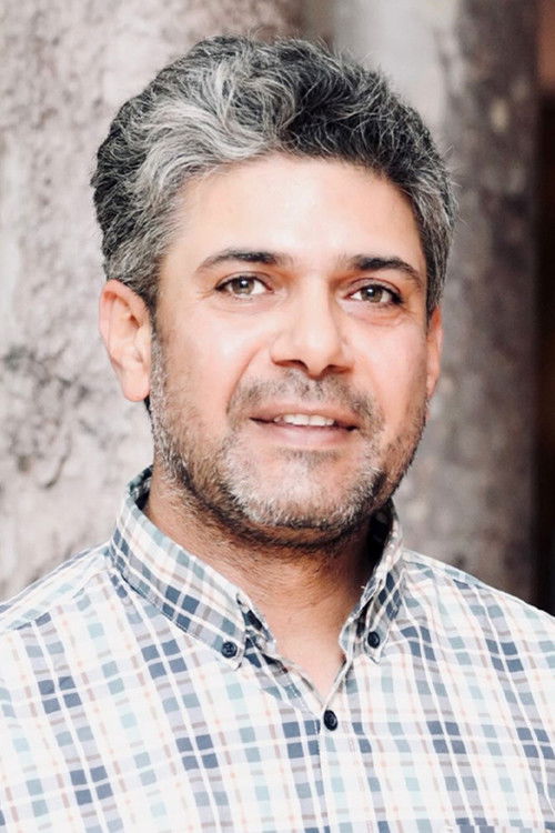 Mohsen Bahrami as Houman