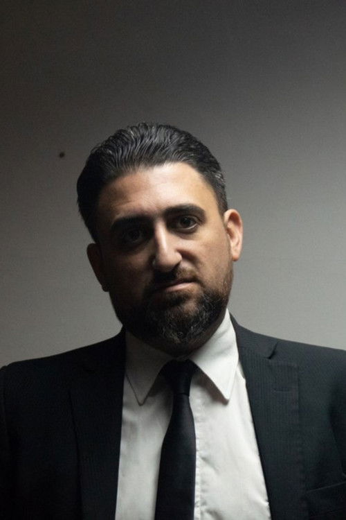 Eduardo Echaniz as Alfredo