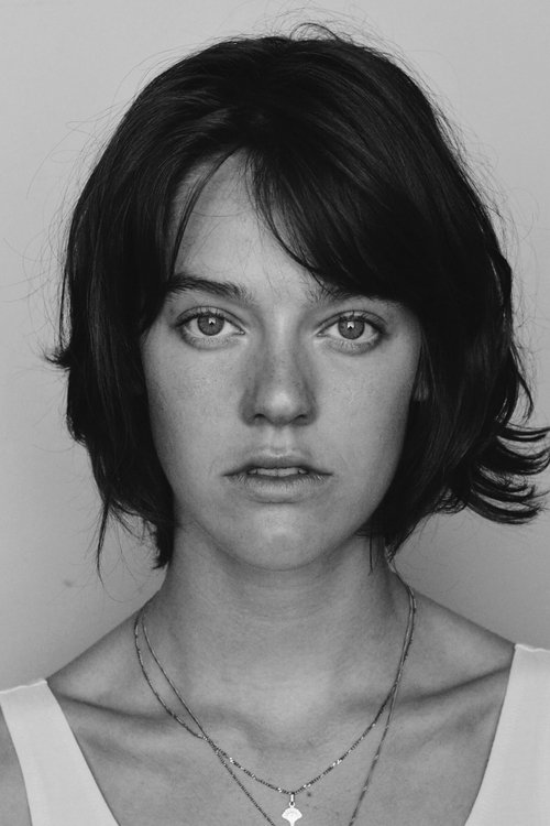 Damaris de Jong as Anna-Sophie Biesheuvel