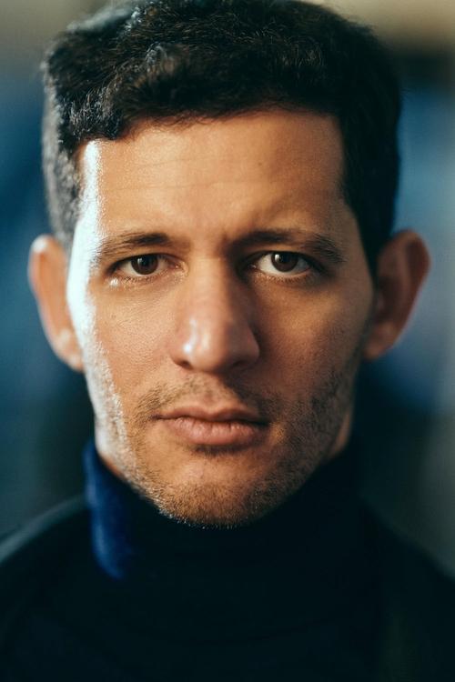 Waleed Hammad as Varrius