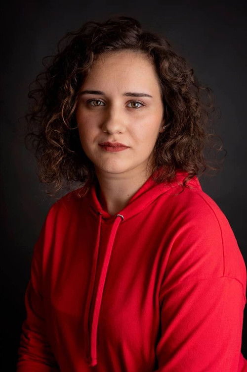 Fulden Söğüt Etik as Emine Çetin