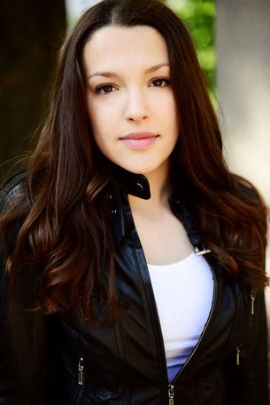 Lena Rettinghaus as Linda de Breyne