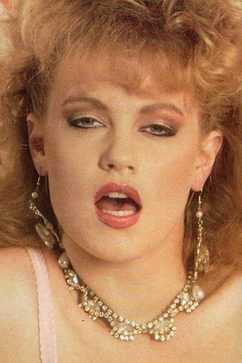 Buffy Davis as Girl on Elevator in Black