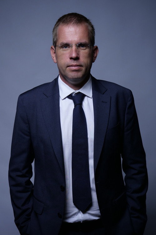 Bálint Ruff as Self