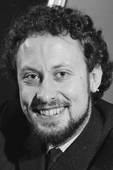 Svein Erik Brodal as Dan's father