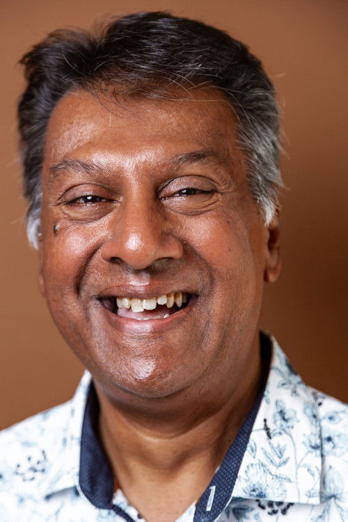 Mehboob Bawa as Gavin