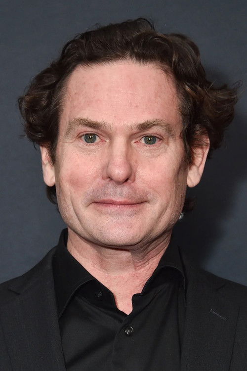 Henry Thomas profile photo