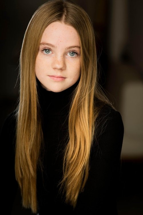 Liv Nelson as Noa Winters