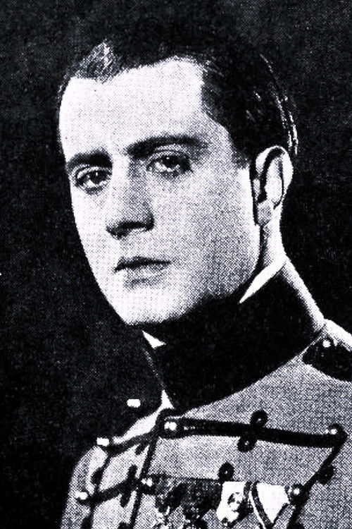 Mario Carillo as Boris Fantomas