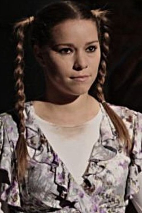 Grace Walker as The Twins