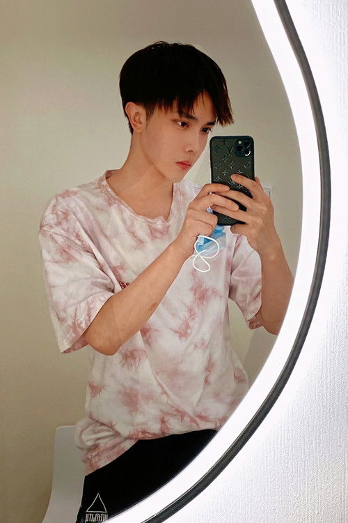 王昱峦 as 枯龙 (Actor)