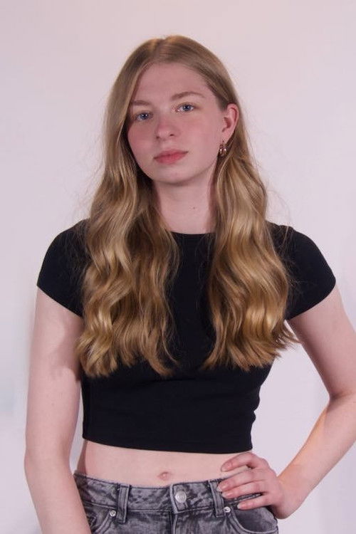 Gabrielle Serafini as Emma