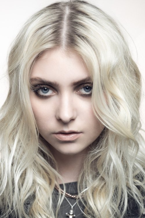 Taylor Momsen as Herself