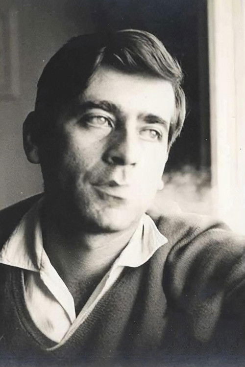 Fernando Coni Campos as Narrator (voice)