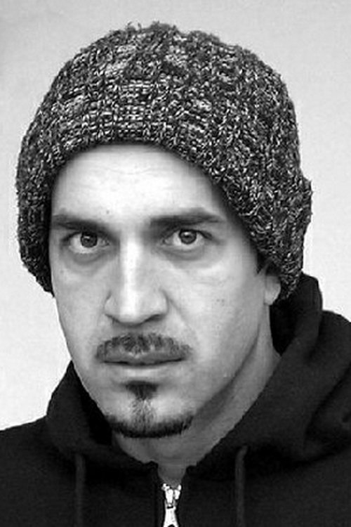 Maurilio Leto as Alberto