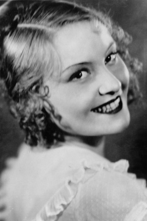 Janine Crispin as Mme Christine Fonsalette, mère de François